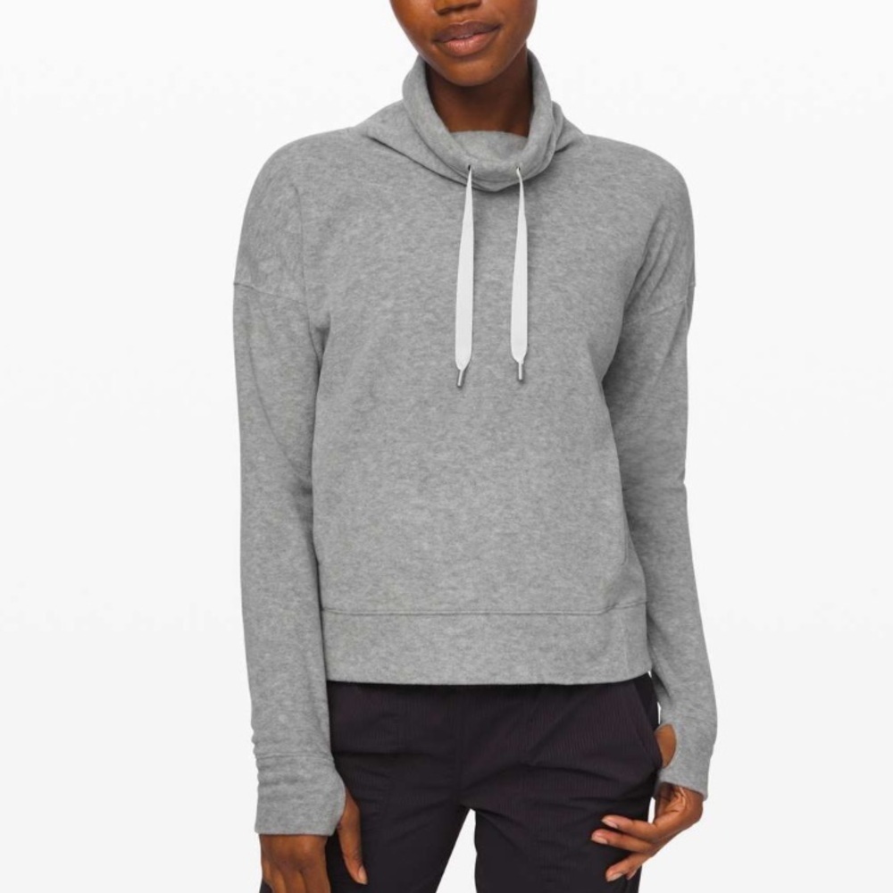 Lululemon 10 Go Forward Pullover in Heathered Core Light Grey